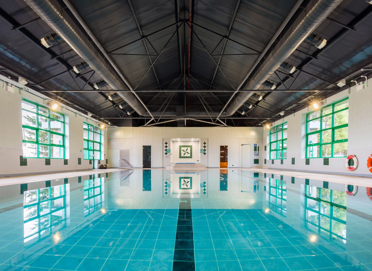 image of hotel swimming pool
